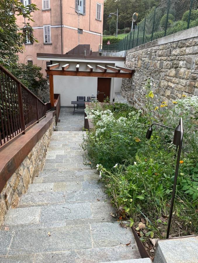 Ferienwohnung Verde Rame In Citta' Alta Con Garage Charme E Relax Bergamo Exterior foto